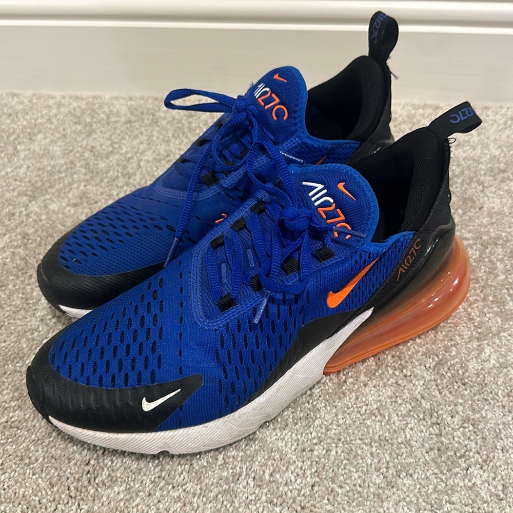 Nike Airmax 270 sneakers size 8.